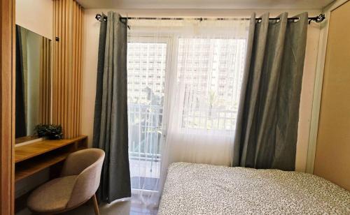 Barangay 76 Hotel | Elegant with Best View Fast Wifi Mall of Asia Airport