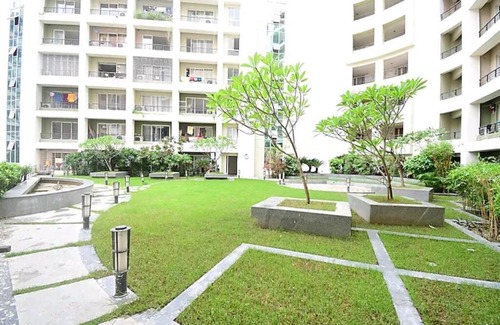 Kolkata Apartamento | Elegant Xanadu Studio 604 -Pool, Airport, CC2 Mall