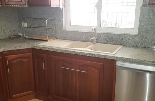 Tropical del Este Apartamento | Elegante casa arredata a pochi minuti dal mare