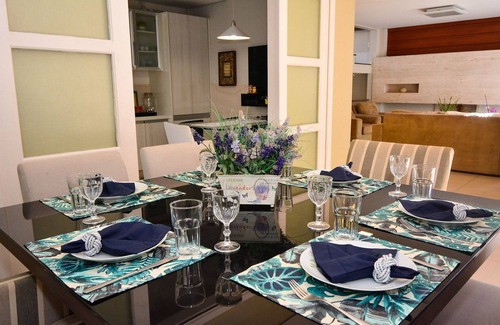 Joao Paulo Casa | Elegante Casa com Piscina - João Paulo
