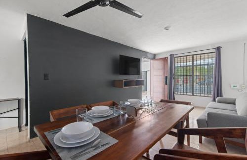 Mérida Casa | Elegante Casa Completa. Merida, Yucatan/House MR
