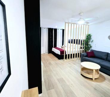 Pueblo Nuevo Apartamento | Elegante Estudio en Sotogrande Royal Golf