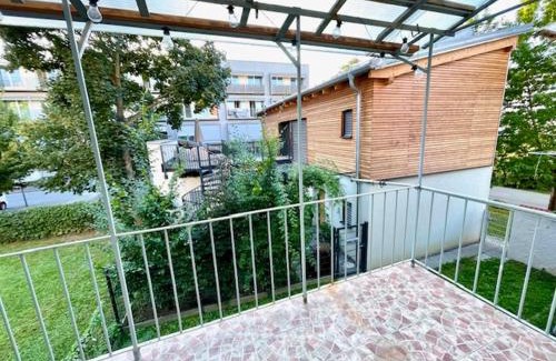 Jakomini Apartamento | Elegante Wohnung mit Balkon - Nähe Stadthalle