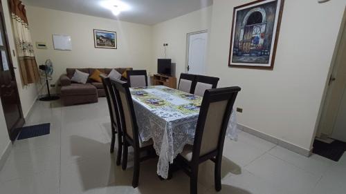 Cochabamba Apartamento | Elegante y Céntrico depto próximo al Prado