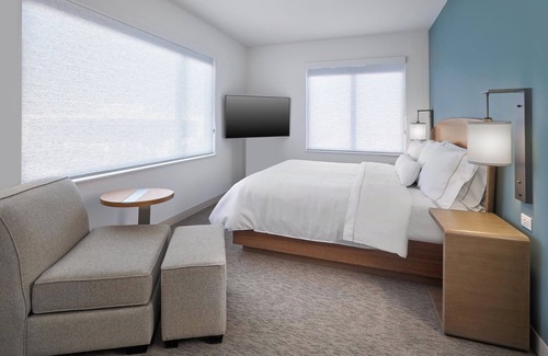 West Edmonton Hotel | Element Edmonton West