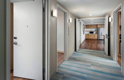 Ashley Oaks Hotel | Element Knoxville West