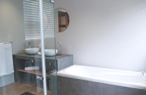 Bela-Bela Cabina | Elements Bush Lodge