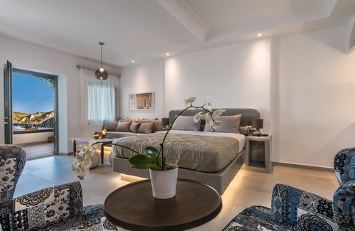 Akrotiri Casa | Elements of Caldera Suites