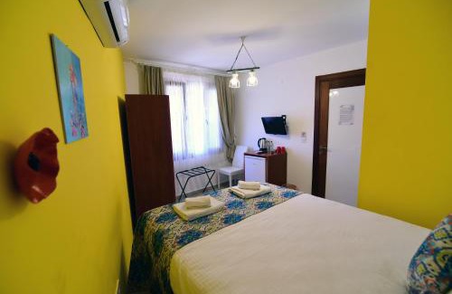 Sigacık Cama Y Desayuno | Eleni (L&E) Pansiyon