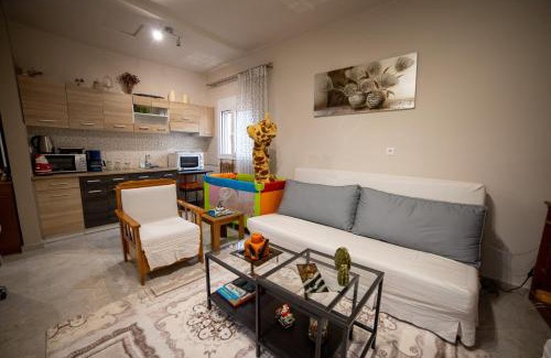 Mavromati Apartamento | Eleni's GuestHouse