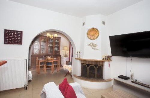 Corfu Casa | Eleni's House by Corfuescapes