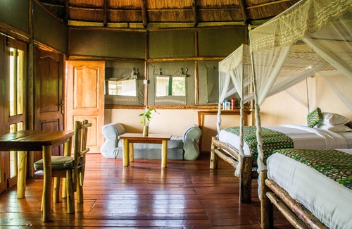 Kichwamba Cabina | Elephant HAB Lodge