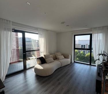 Elephant and Castle Casa | Elephant park apartment Room