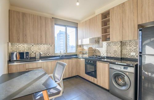 Jal El Dib Apartamento | Elevate - Sleek 2-BR Apt by Santa Maria, Jal el Dib