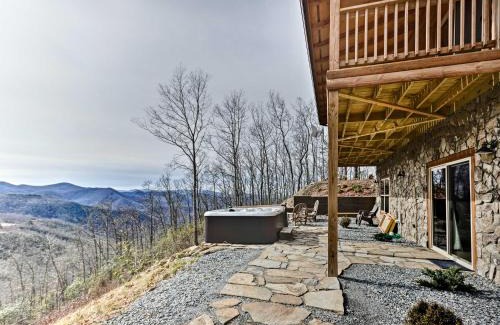 Bryson City Casa | Elevated Cabin Bordering Smoky Mountain Natl Park
