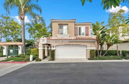 Woodbridge Casa | Elevated Comfort on Del Carlo #41997