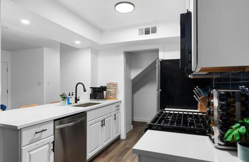 South Lamar Casa | Elevated Living Steps from Zilker & South Congress