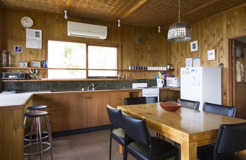 Lorne Casa | Elevated Views To Aireys Inlet