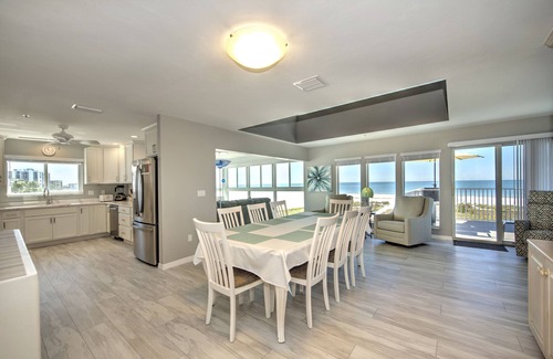 Mid Island Casa | Propiedad de lujo frente a la playa, ¡reserva ahora para obtener un descuento!