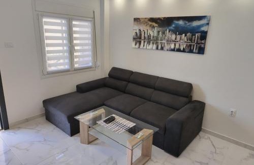 Nea Fokaia Apartamento | Eleven And A Half apartment Superior