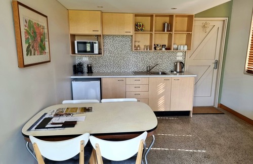 Pokolbin Casa | Elfin Hill Country Accommodation