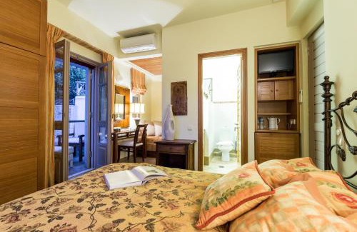 Melissopetra Apartamento | Elia Junior Suite In Epidavros with Shared Pool