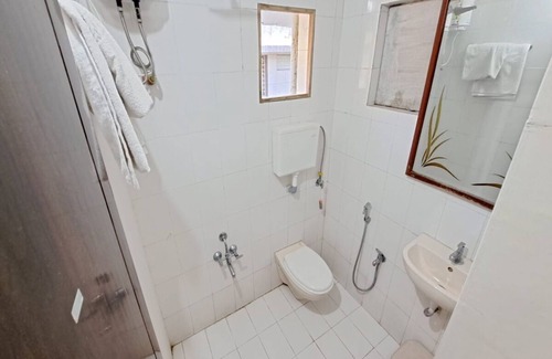 Ahmedabad Hotel | Elis Hospitality Service Parth Bungalow