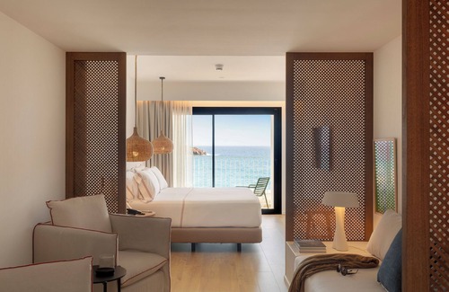 Tossa de Mar Hotel | Elisabeth by the Sea Hotel 5*