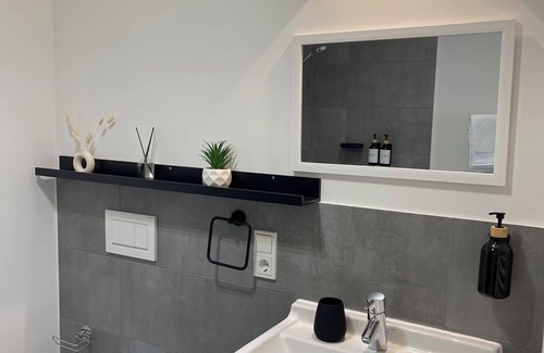 Raderthal Apartamento | Elite Apartment /Quiet /Netflix /Elevator