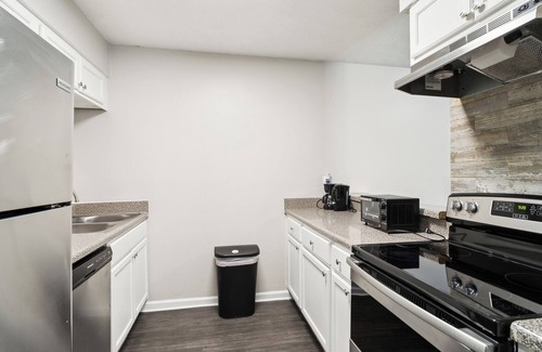 College Park Apartamento | Elite at Cityview 19a I Spacious 2Bed 1.5 Bath