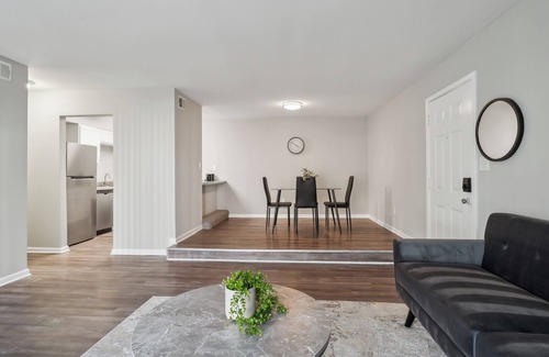 East Point Apartamento | Elite at Cityview 32A I Spacious 2 Bed 2 Bath