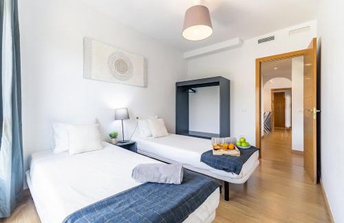 El Palo Apartamento | Elite Beachside Retreat FREE Parking - Malaga Beach