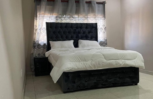 Lusaka Cama Y Desayuno | ELITE HOME STAYS