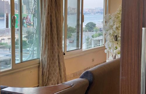 Oula Apartamento | Elite Nile view apartment