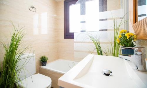 Carretera de Cadiz Apartamento | Elite Premium Hideaway with FREE Parking - Malaga