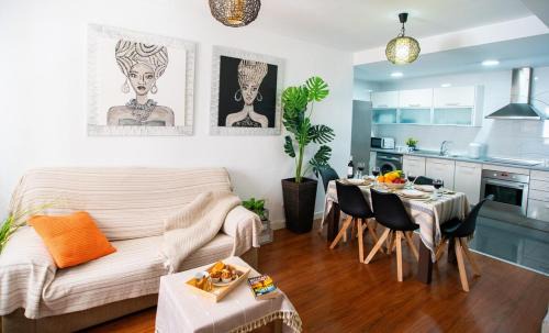 Carretera de Cadiz Apartamento | Elite Premium Hideaway with FREE Parking - Malaga