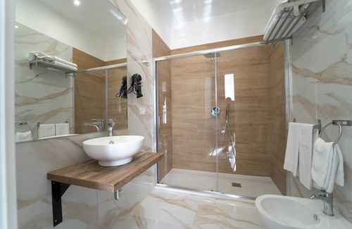Vasto Cama Y Desayuno | ELITE ROOMS NAPOLI