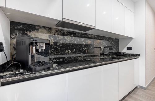 Bili brig Villa | Elite villa- 5 minutes to the beach