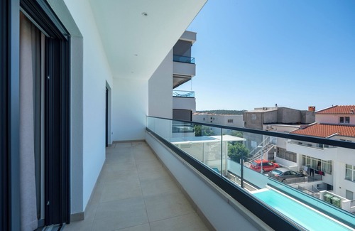 Bili brig Villa | Elite villa- 5 minutes to the beach