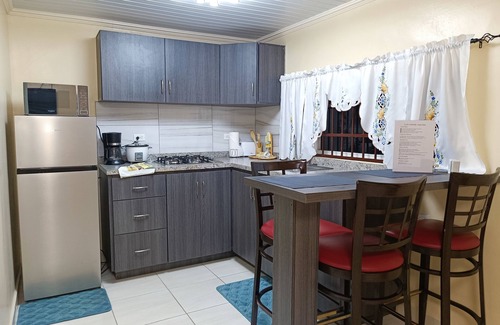 Santa Cruz Apartamento | Charming 1-bedroom apartment with AC, WiFi close to Hooiberg