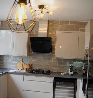 Wyken Apartamento | EliteunseenSuites 2 Bedroom Beautiful Semi Detached House - Private Parking