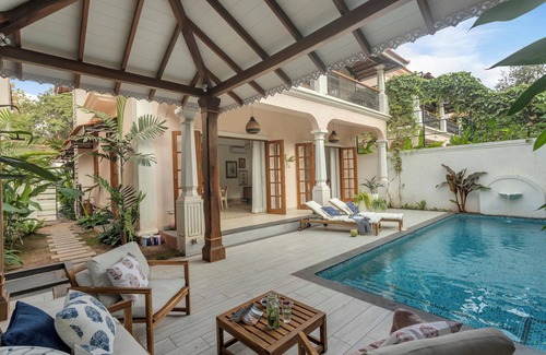 Arpora Villa | ELIVAAS PinkSky