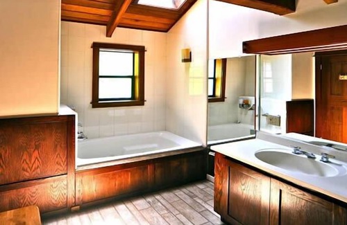 Elk Cama Y Desayuno | Elk Cove Inn & Spa