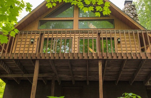 South Bloomingville Cabina | Elk - Hocking Hills: 2 dormitorios, 1 BA Cabaña / Bungalow en Logan, para 4 personas