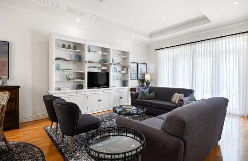 Unley Apartamento | Elk House - 3BR, Dedicated Workspace, Wi-Fi