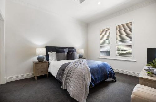 Unley Apartamento | Elk House - 3BR, Dedicated Workspace, Wi-Fi