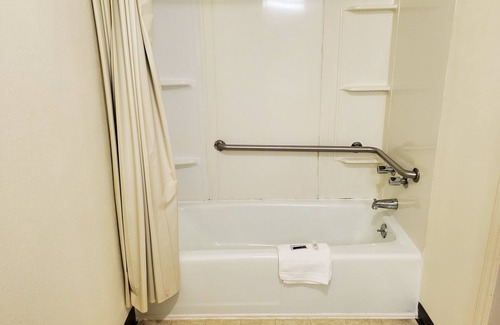 Jonesville Hotel | Elk Inn