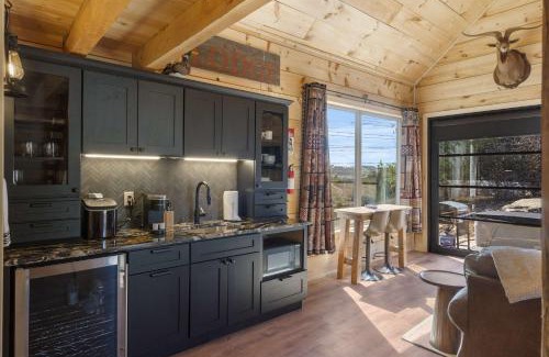 Branson Casa | Elk Lodge - Cabin for 4