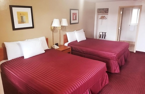 Williams Complejo | Elk Ridge Ski Lodging! Free Continental Breakfast and Free Parking!