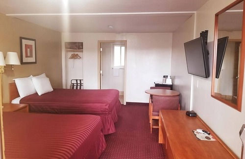 Williams Complejo | Elk Ridge Ski Lodging! Free Continental Breakfast and Free Parking!